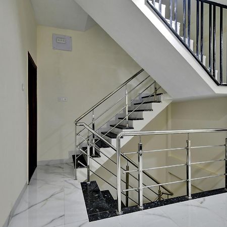 Oyo Hotel Dr Greens Indore Esterno foto