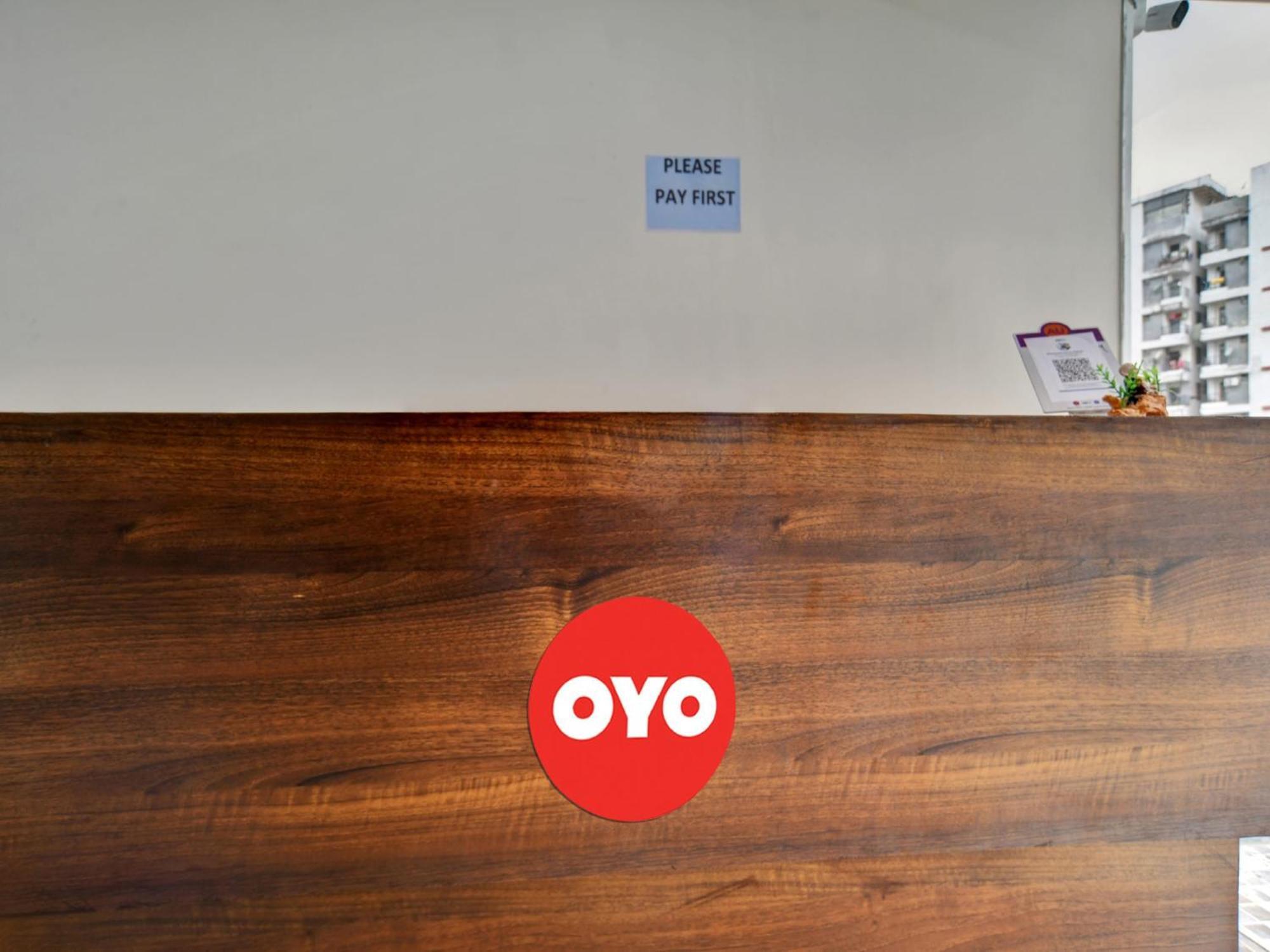 Oyo Hotel Dr Greens Indore Esterno foto